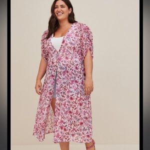 Torrid Size 2 Pink Floral Duster